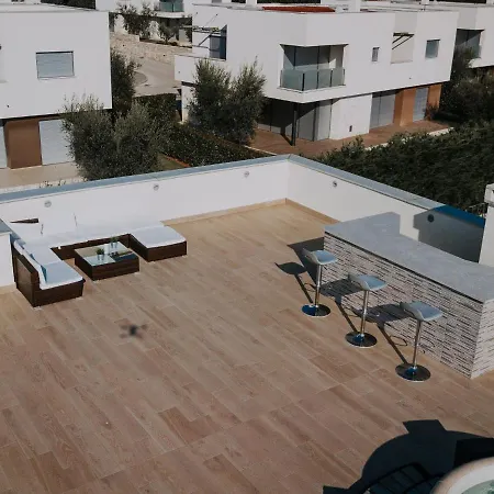 Exotic In Novigrad With Private Swimming Pool