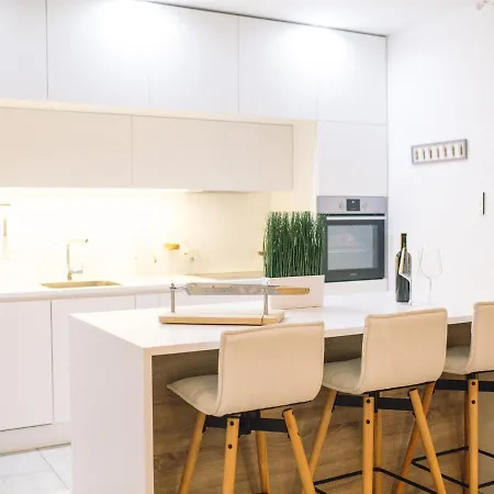 Exotic In Novigrad With Private Swimming Pool * Brtonigla